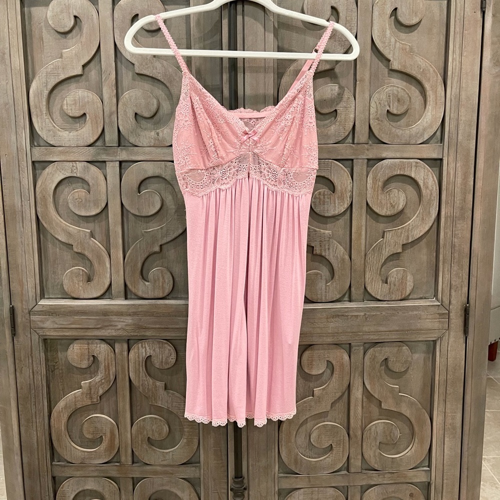 Nightgown.